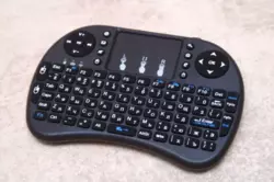 Беспроводная мини клавиатура i8 для смарт ТВ/ПК/планшетов ; KEYBOARD